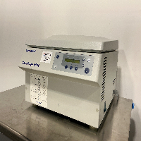 Eppendorf 5804 Centrifuge image 1